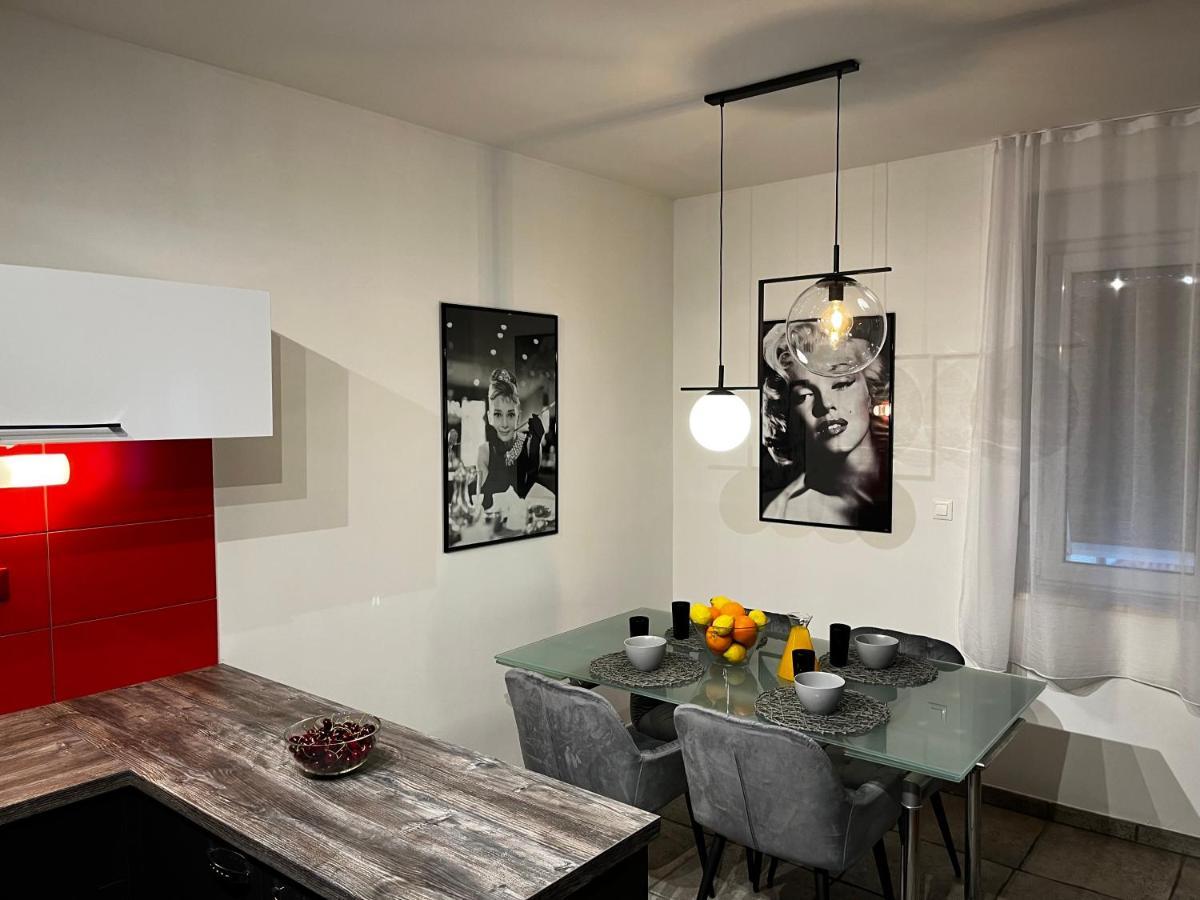 Luxury Apartment Lulu Split Exterior photo