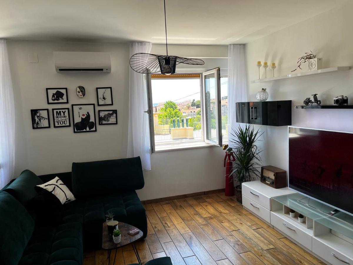 Luxury Apartment Lulu Split Exterior photo